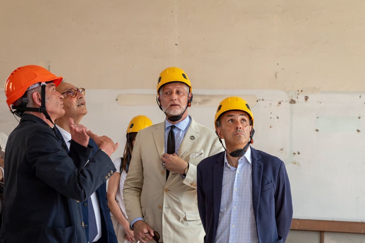 "Passerelle e sgarbi istituzionali": Lucchi e Valbonesi (Pd) criticano il tour del ministro Giuli