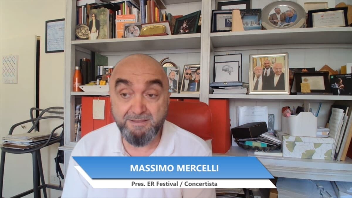 Il concertista Mercelli a Salotto blu: "La musica di qualità? Un'oasi di ascolto in una società che urla"