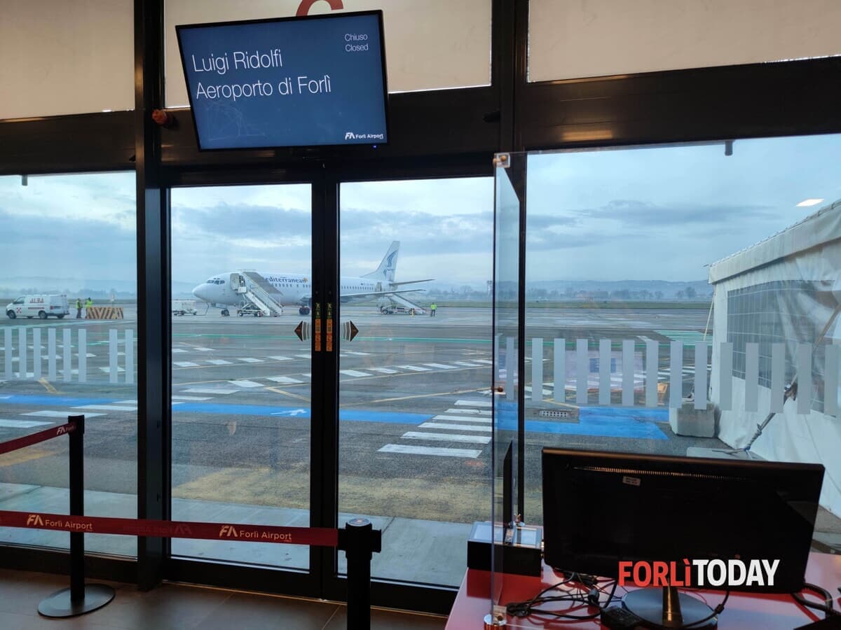 Aeroporto, la Cgil fissa le priorità e va oltre il nome: "Prospettive per i lavoratori e sinergia con Bologna e Cesena"