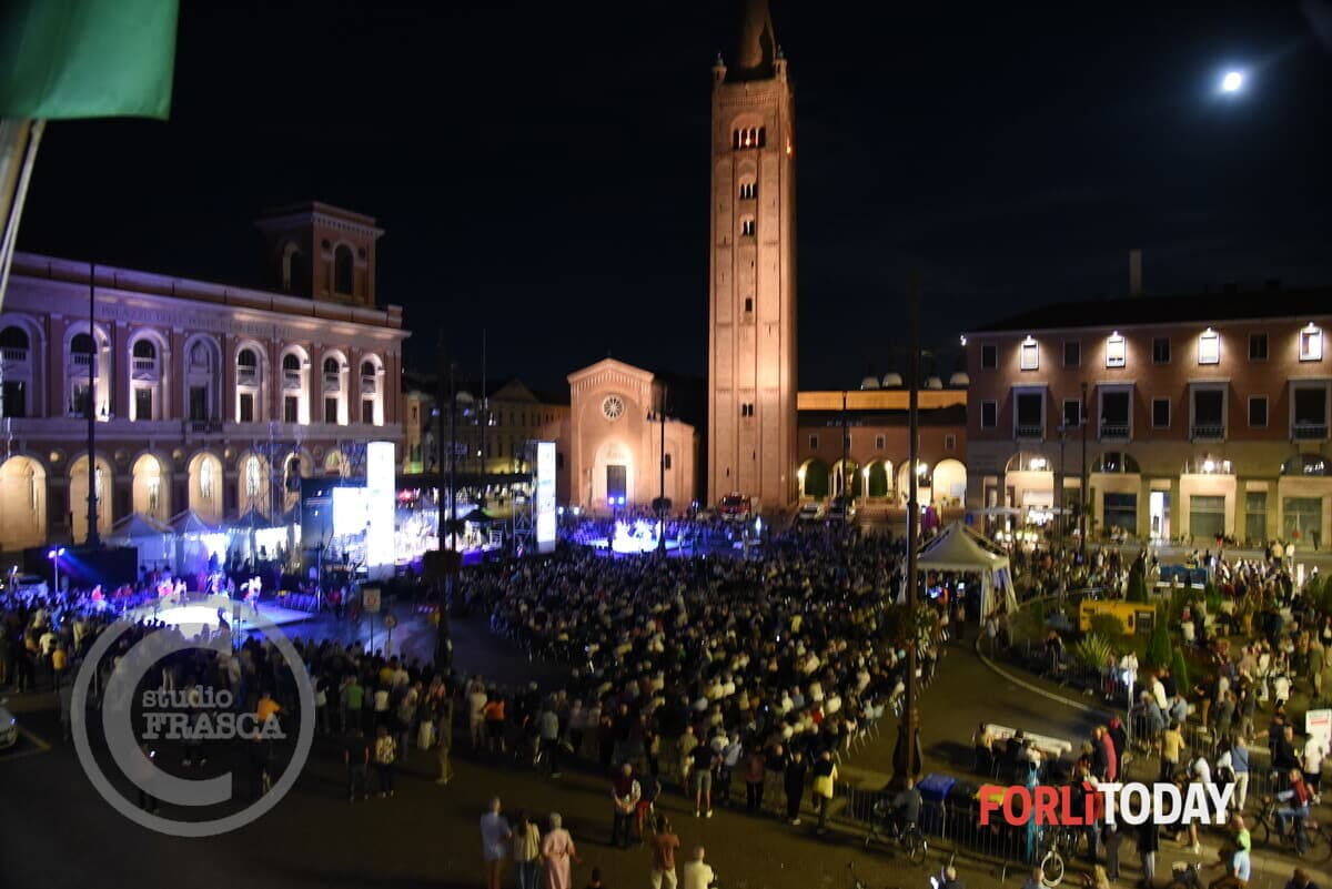 Da Dirlinger a Kruger con le Emisurela: le nuove leve del folk protagoniste a "Cara Forlì"