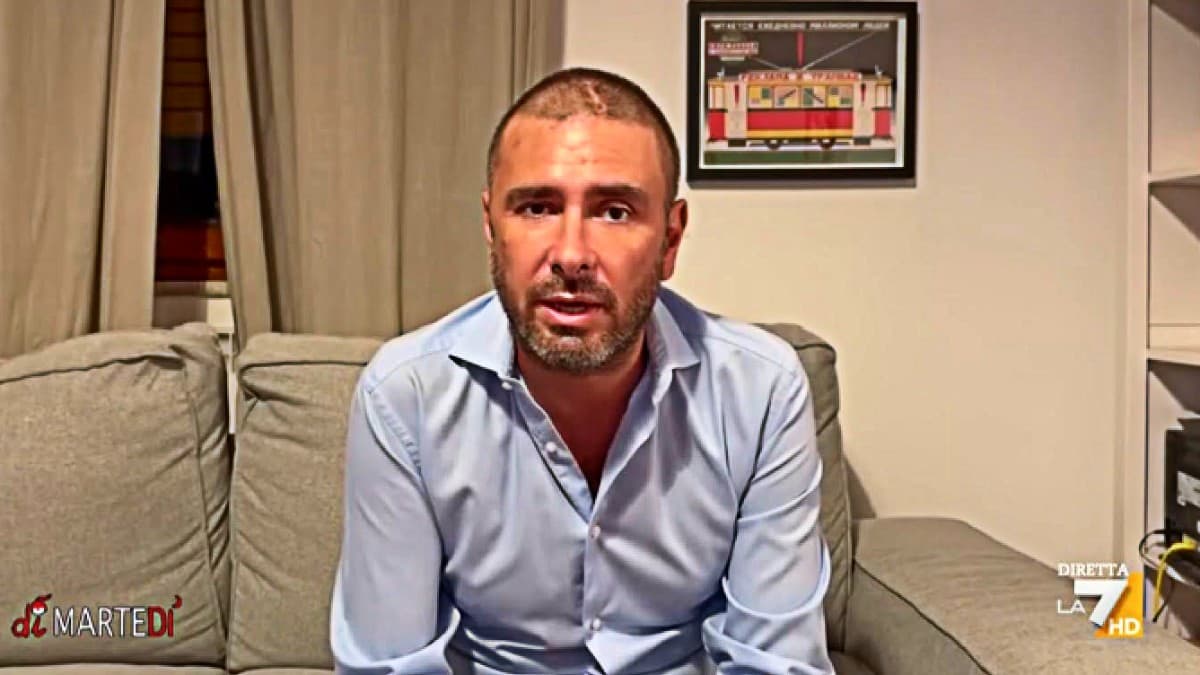 Il ritorno di Alessandro Di Battista in televisione, oggi ospite da Floris