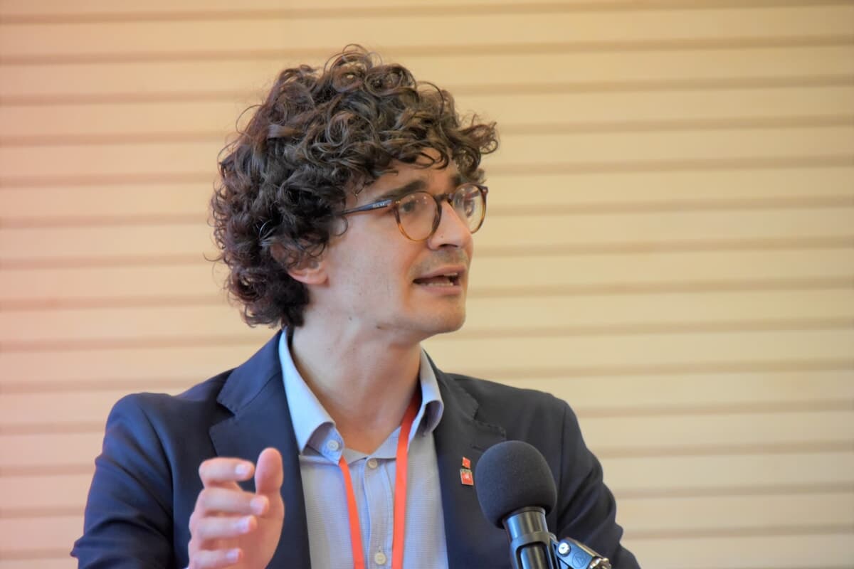 Scuola, la Cgil incalza: "Dal ministro dell'Istruzione propaganda, drammatica la situazione dei precari"