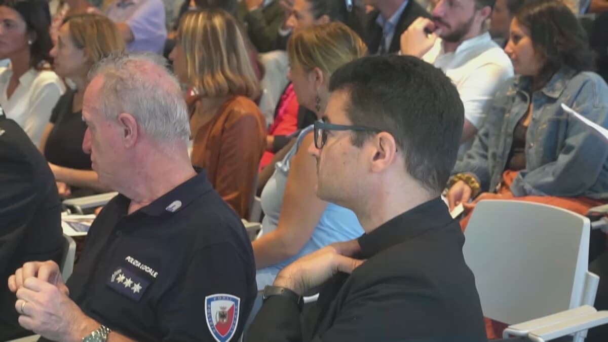 "Diamo servizi che mancavano per far rivivere il centro storico": il Comune taglia il nastro alla Maroncelli