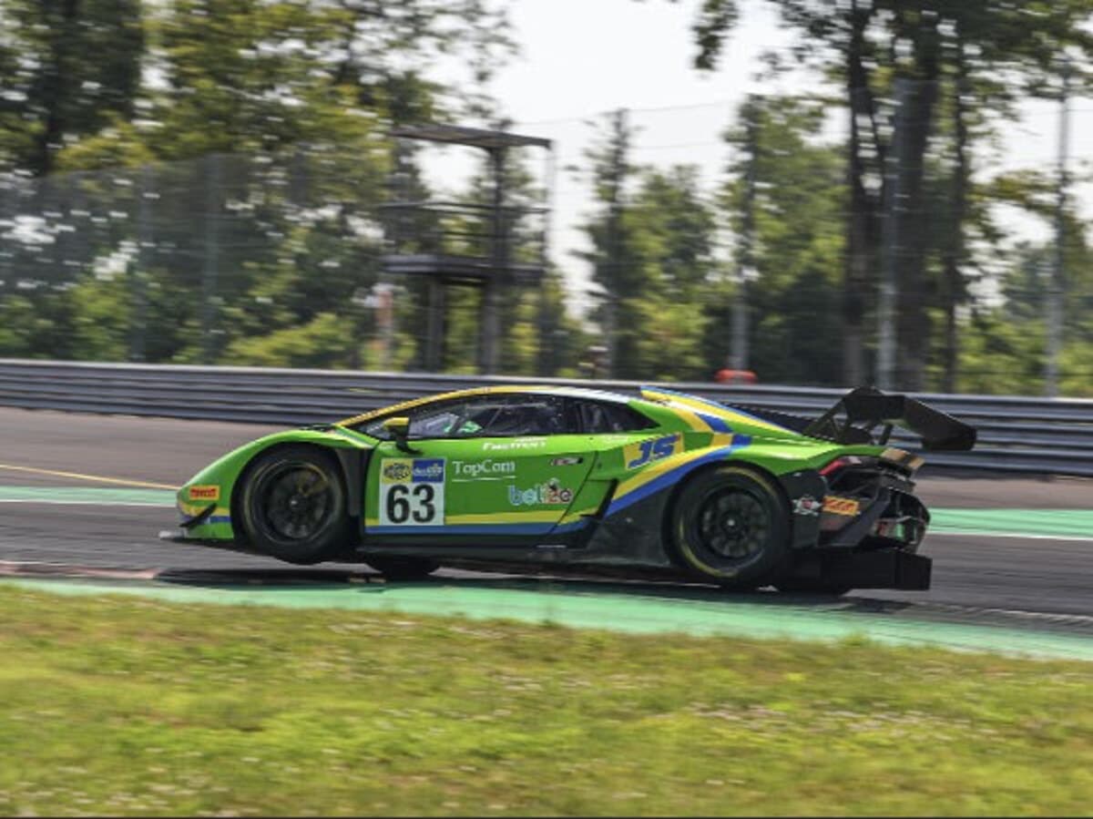 Dalla settima fila al gradino più alto: l'incredibile rimonta vincente del Vincenzo Sospiri Racing a Monza