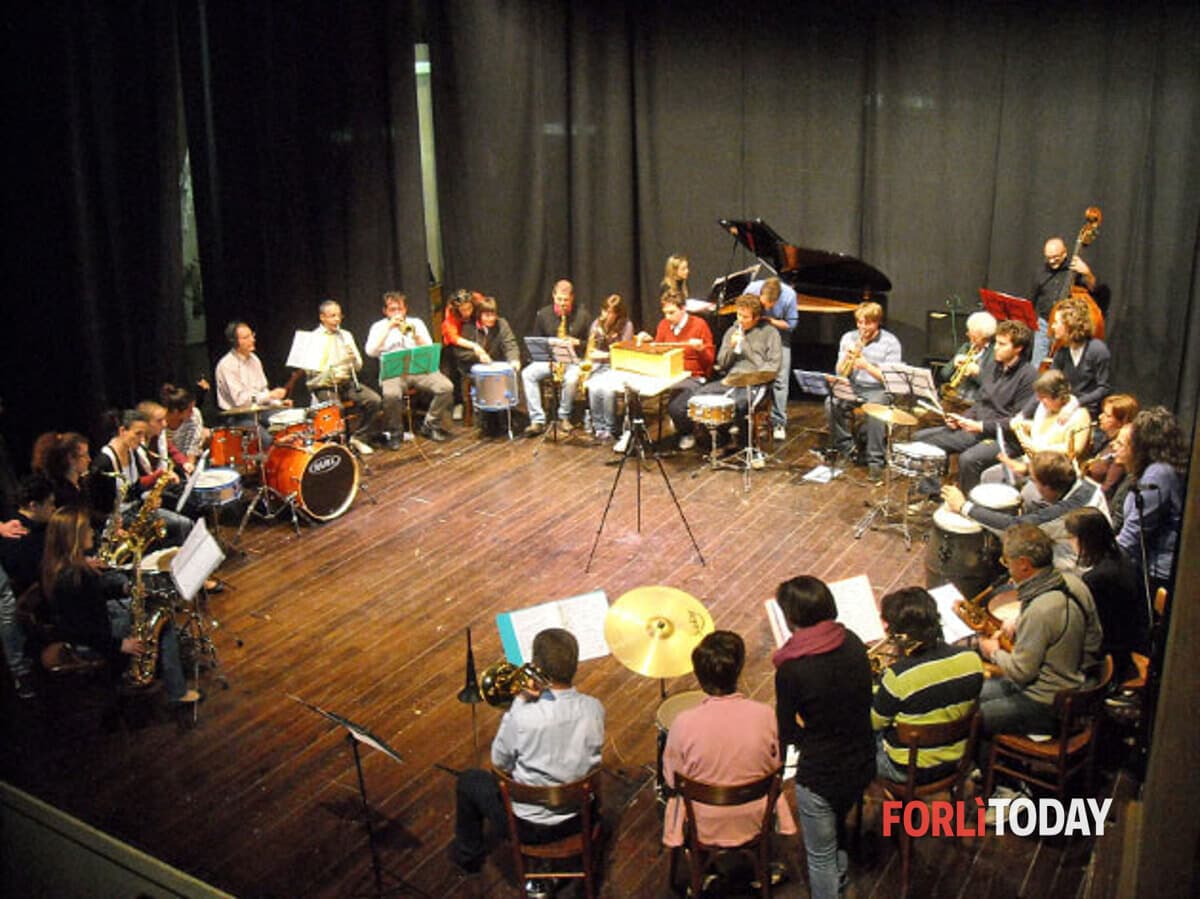 L'Orchestra Invisibile apre Sadurano Serenade: jazz e autismo sul palco