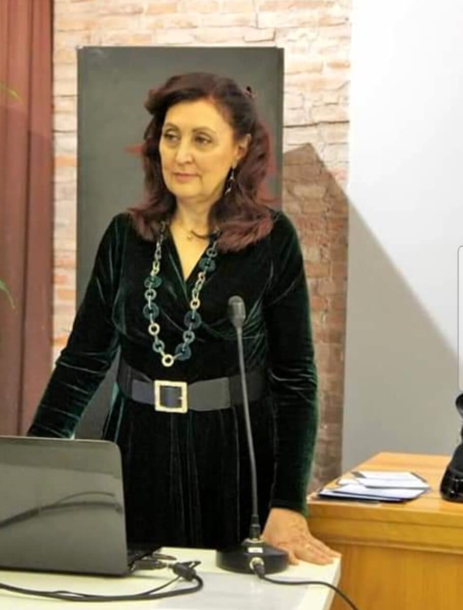 "Il Corpo e la Voce dell’Anima": alla Galleria del Monte la conferenza con la dottoressa Riccobon
