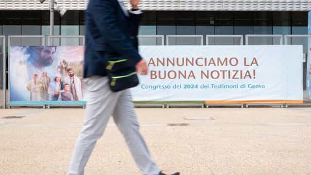 Testimoni di Geova: cambiamento nelle regole sulle trasfusioni