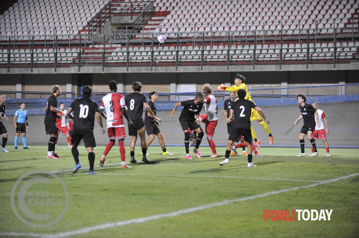 Il Memorial Silver Sirotti finisce in parità: Forlì e Cesena non vanno oltre lo 0 a 0