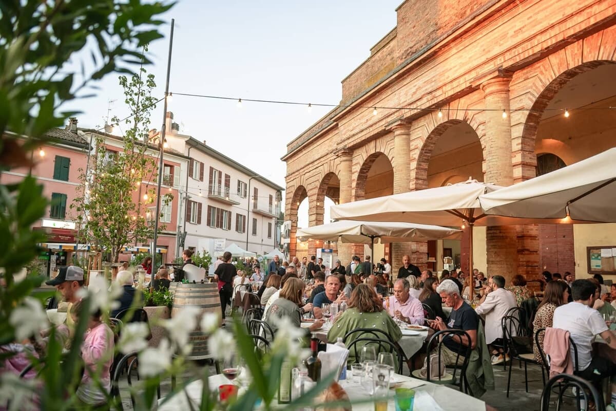 Morgan, Festa Artusiana e il gran finale al San Domenico: il weekend si accende tra musica, cultura e buon cibo
