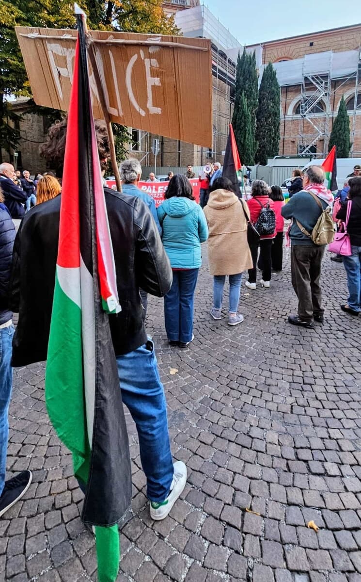 Ai giardini Orselli per il Libano: nuovo sit-in di Mani Rosse Antirazziste