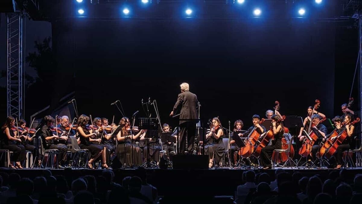 Concerto all'alba: la Giovane Orchestra Masini suona la gentilezza