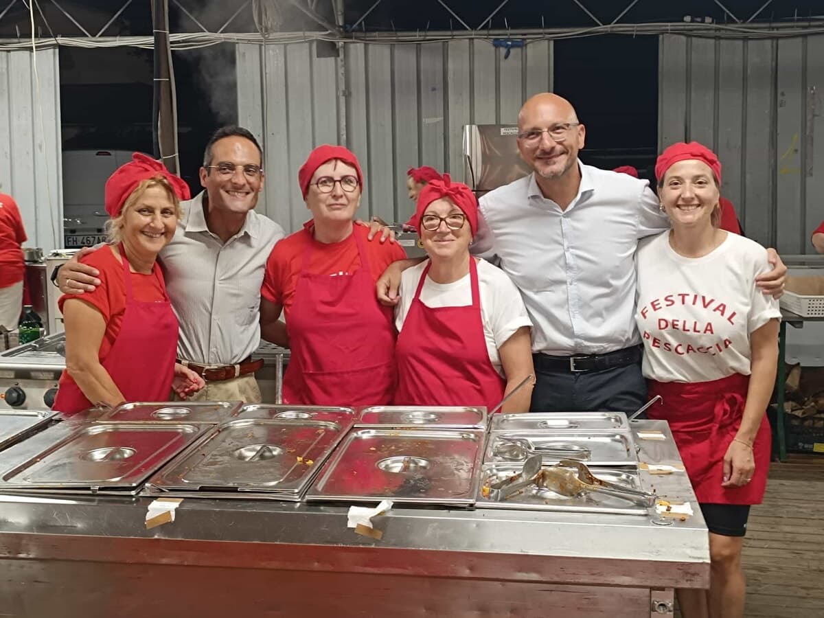 La Festa de l’Unità della Pescaccia entra nel vivo, sul palco arrivano Lattuca e de Pascale
