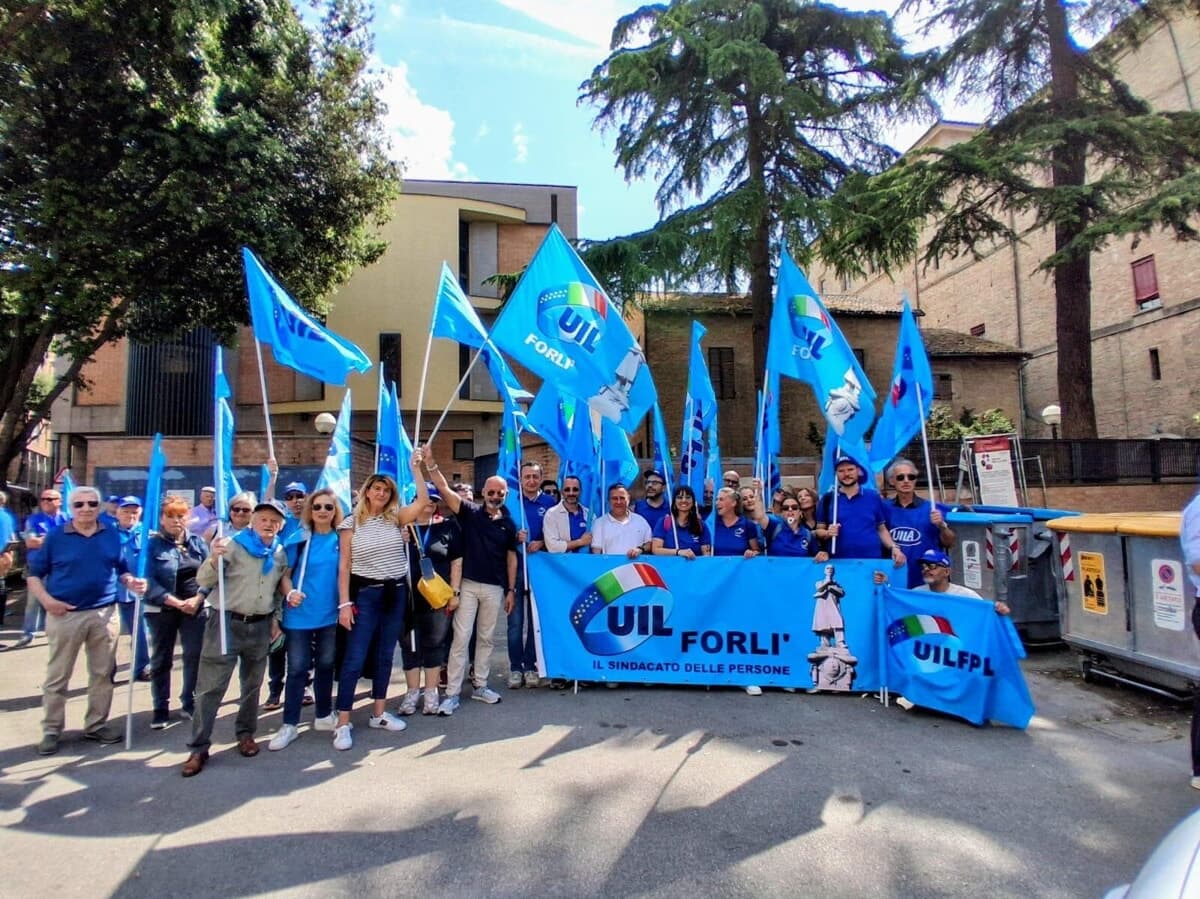 Stangata Tari, la Uil fa muro: "Nel 2026 rischiamo nuovi aumenti, pronti a dare battaglia"