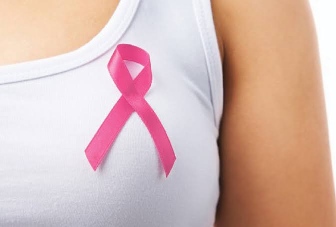 Ottobre Rosa 2026: la lotta contro il tumore al seno unisce l'Italia con visite gratuite, screening e ricerca