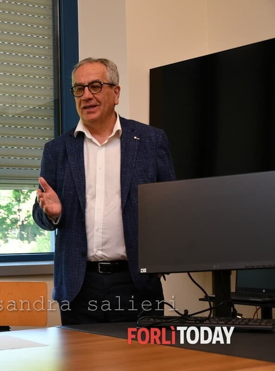 Aeroporto, Corzani (Confesercenti): "L'integrazione tra Forlì e Ravenna è l'unica stella polare infrastrutturale"