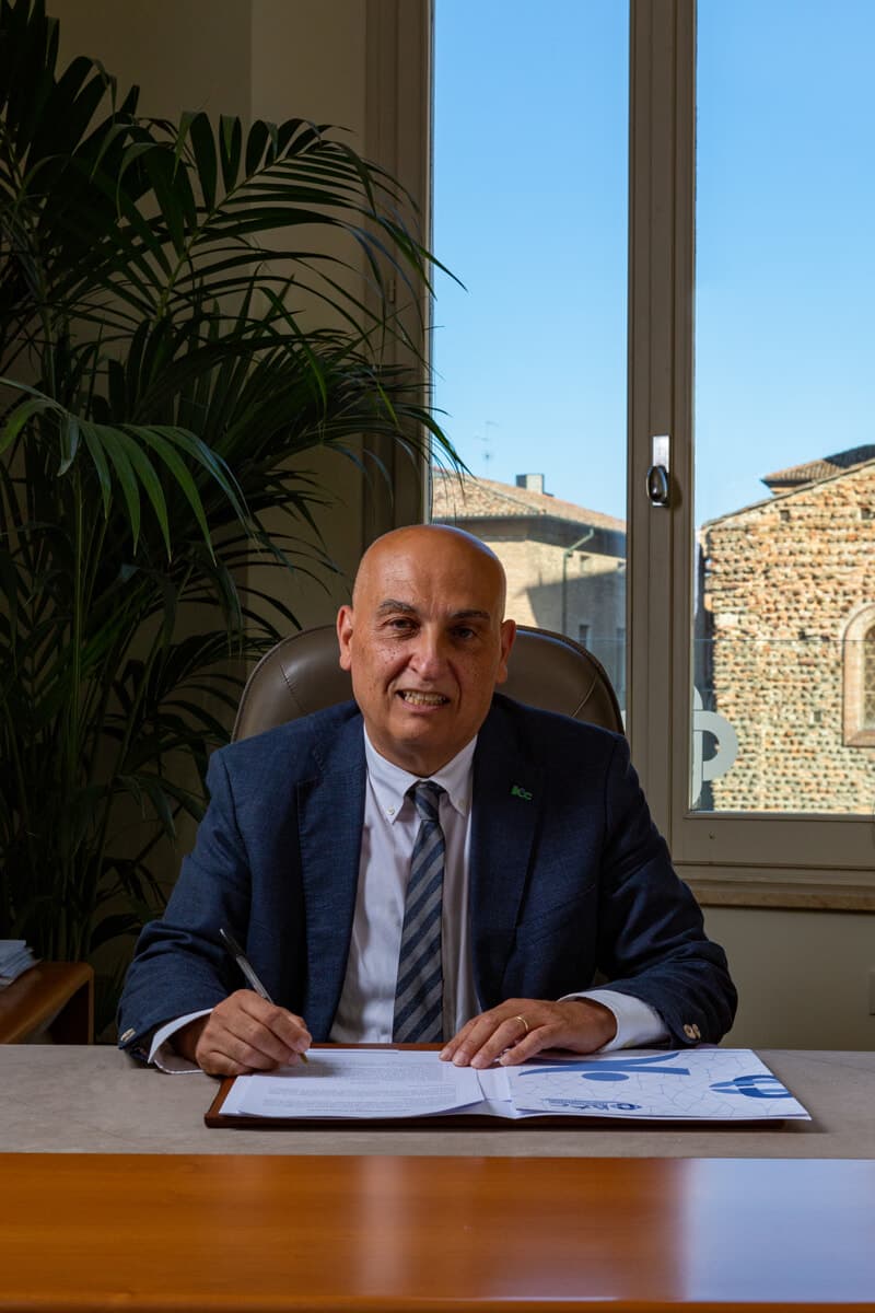 Primo semestre da 31,3 milioni di utile per la banca romagnola. E mutui per 350 milioni