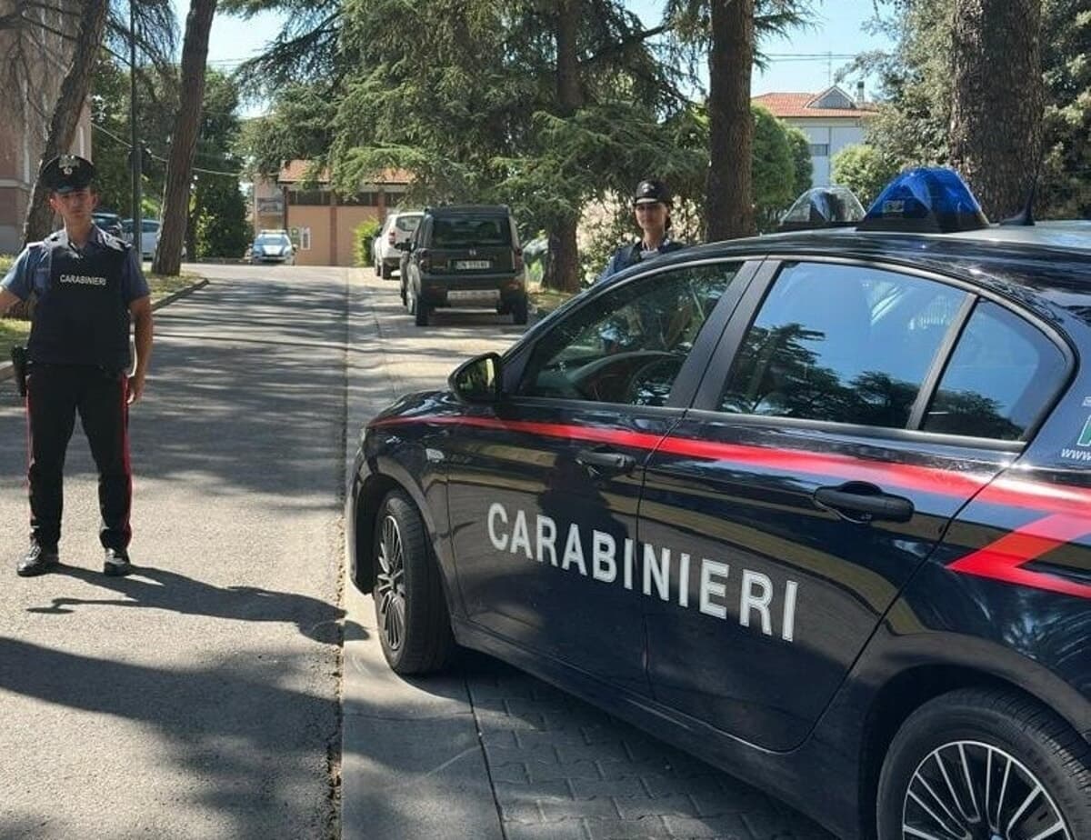 Rapina e lesioni personali, la condanna diventa definitiva: 43enne scortato in carcere