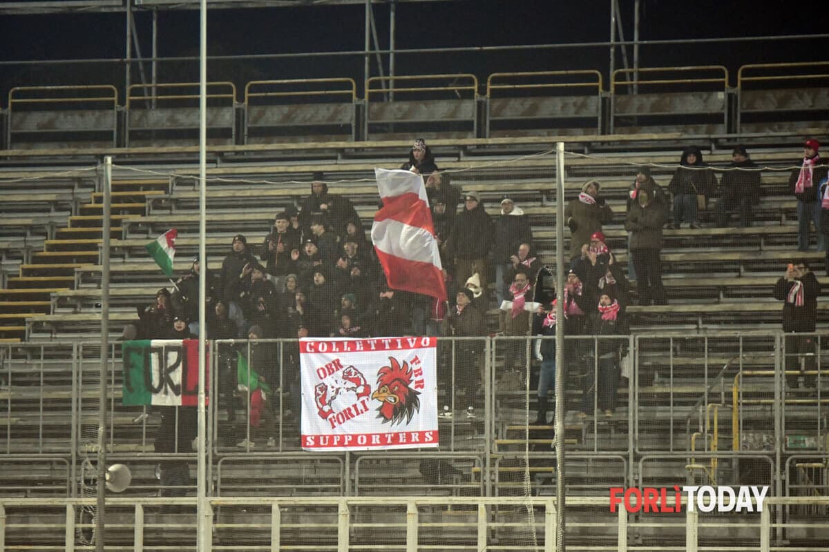 Coppa Italia, ufficializzata la data del derby tra Forlì e Ravenna di Ronaldinho
