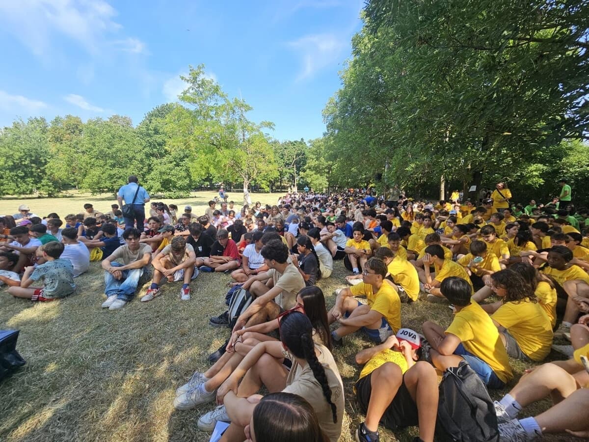 Estate Ragazzi, un’onda colorata al parco Paul Harris: la festa diocesana unisce 1400 giovani nel segno di San Francesco