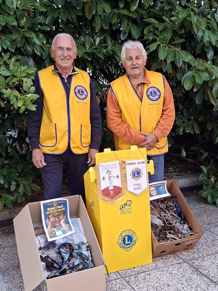 Dai cassetti al mondo, un gesto semplice contro lo spreco: il Lions Club Forlì Host rigenera oltre mille occhiali usati