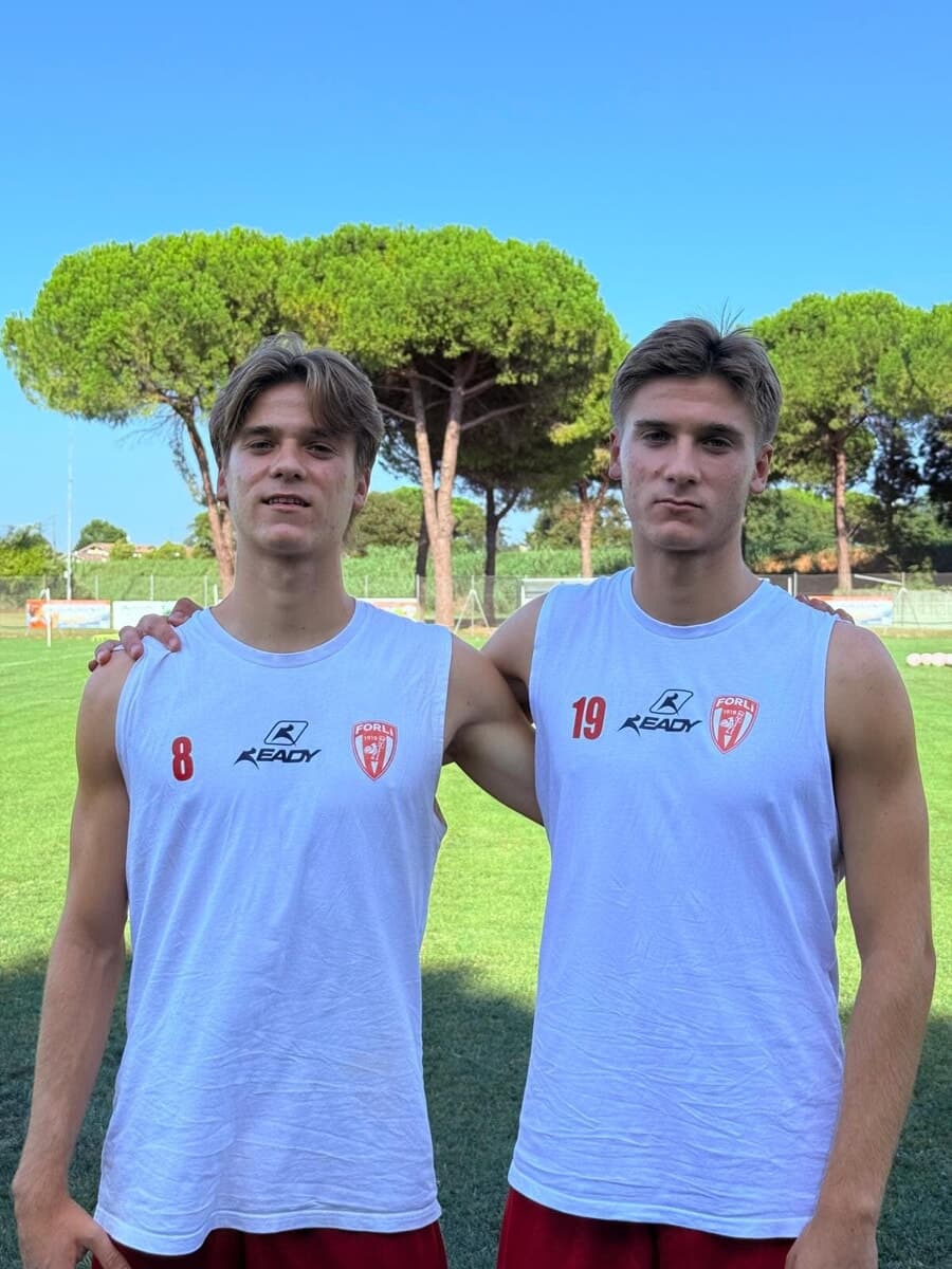 I fratelli Valentini si ritrovano in biancorosso, entrambi nella rosa del Forlì