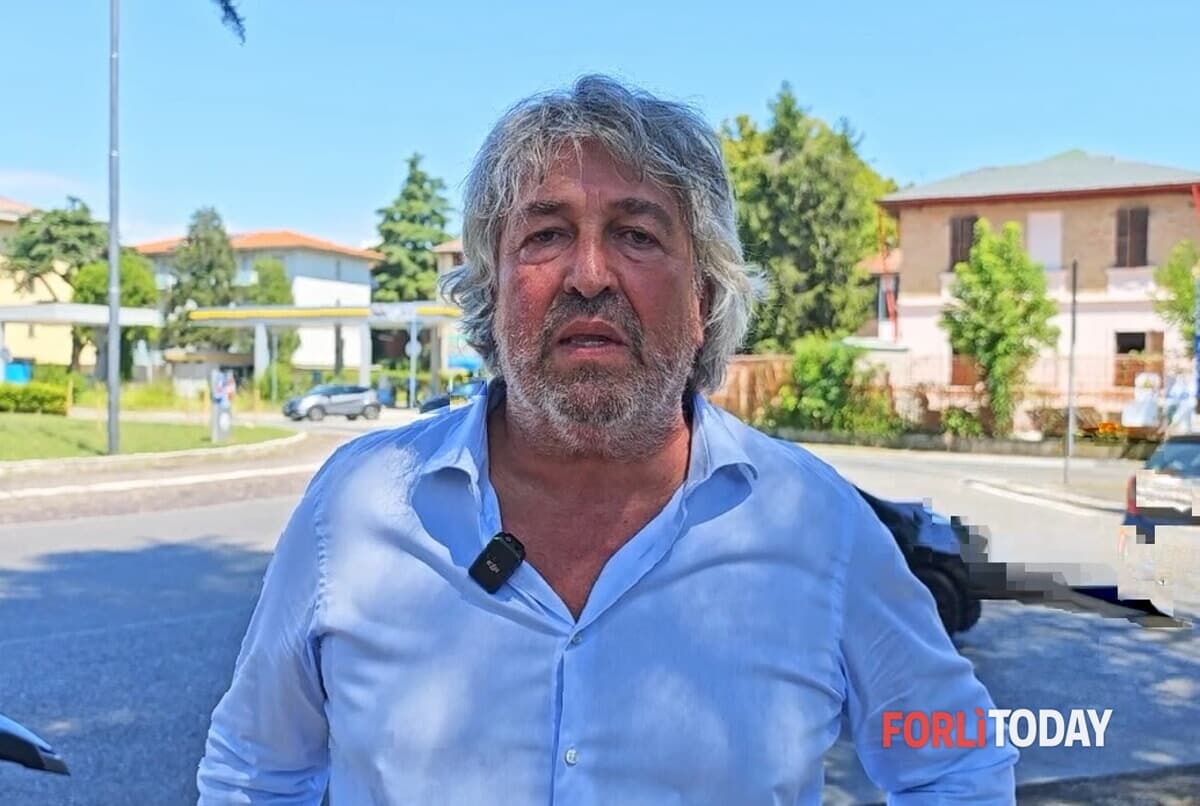 Chiusure e negozi irregolari, Confcommercio: "Servono controlli e qualità, stop al commercio al ribasso"
