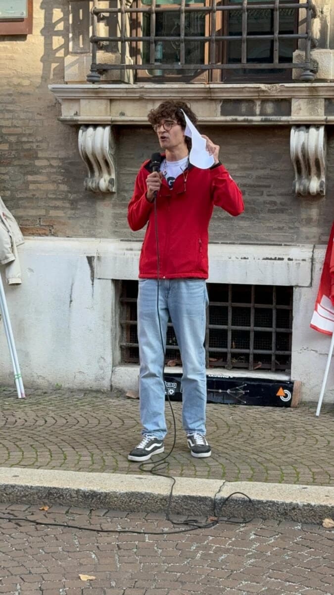 Scuole come forni, scatta l'allarme rosso: "Aula invivibili, studenti e prof a rischio"