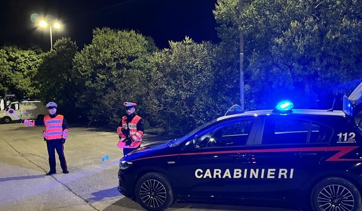 Giro di vite contro lo spaccio: i carabinieri scoprono eroina, cocaina e un pusher sorvegliato speciale