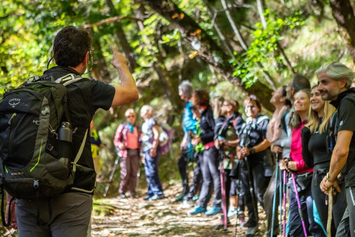 Turismo e tutela della biodiversità, si accede al sentiero con le guide consigliate del Parco delle foreste casentinesi