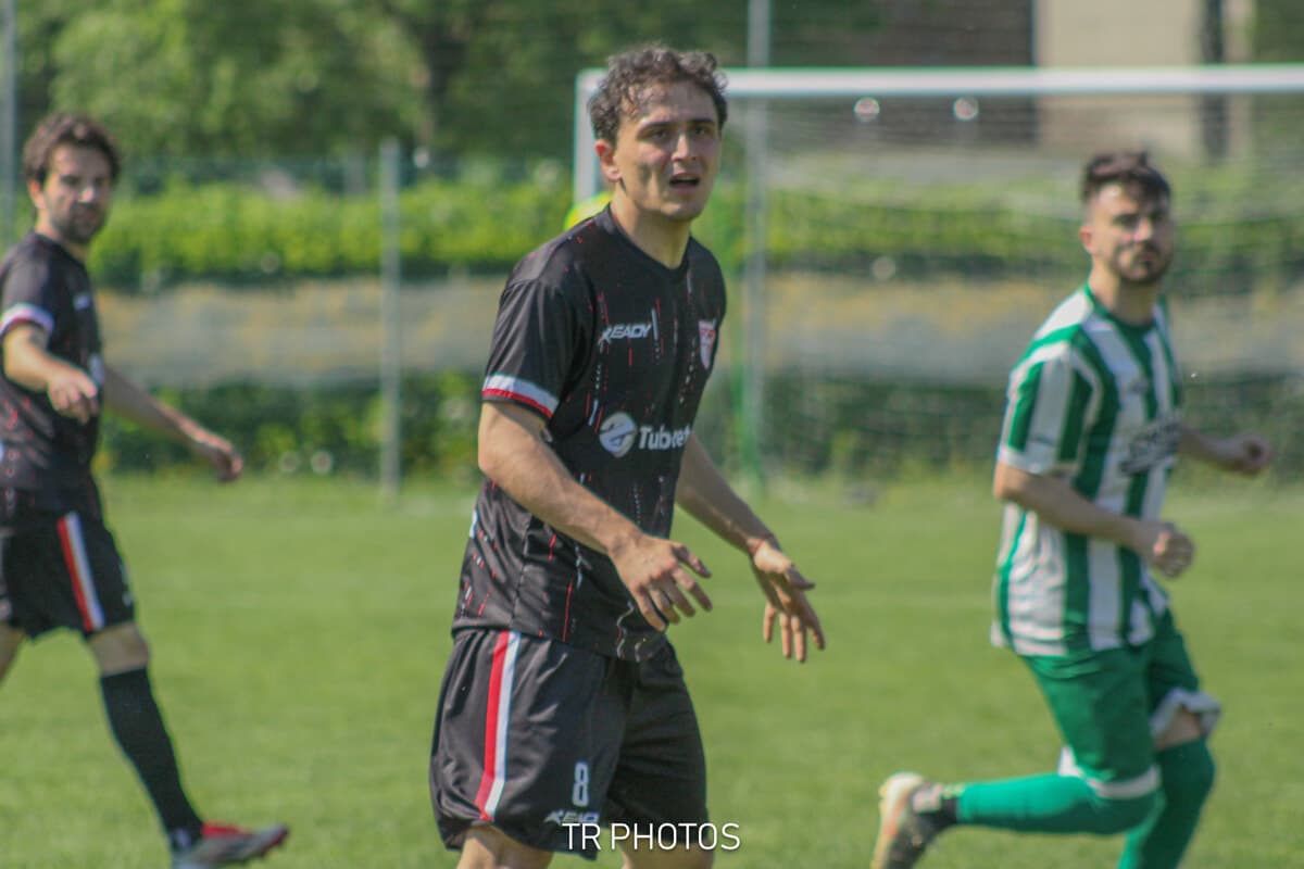 Giacomo Garavini lascia il Futball Cava Ronco: il centrocampista passa alla Sammaurese
