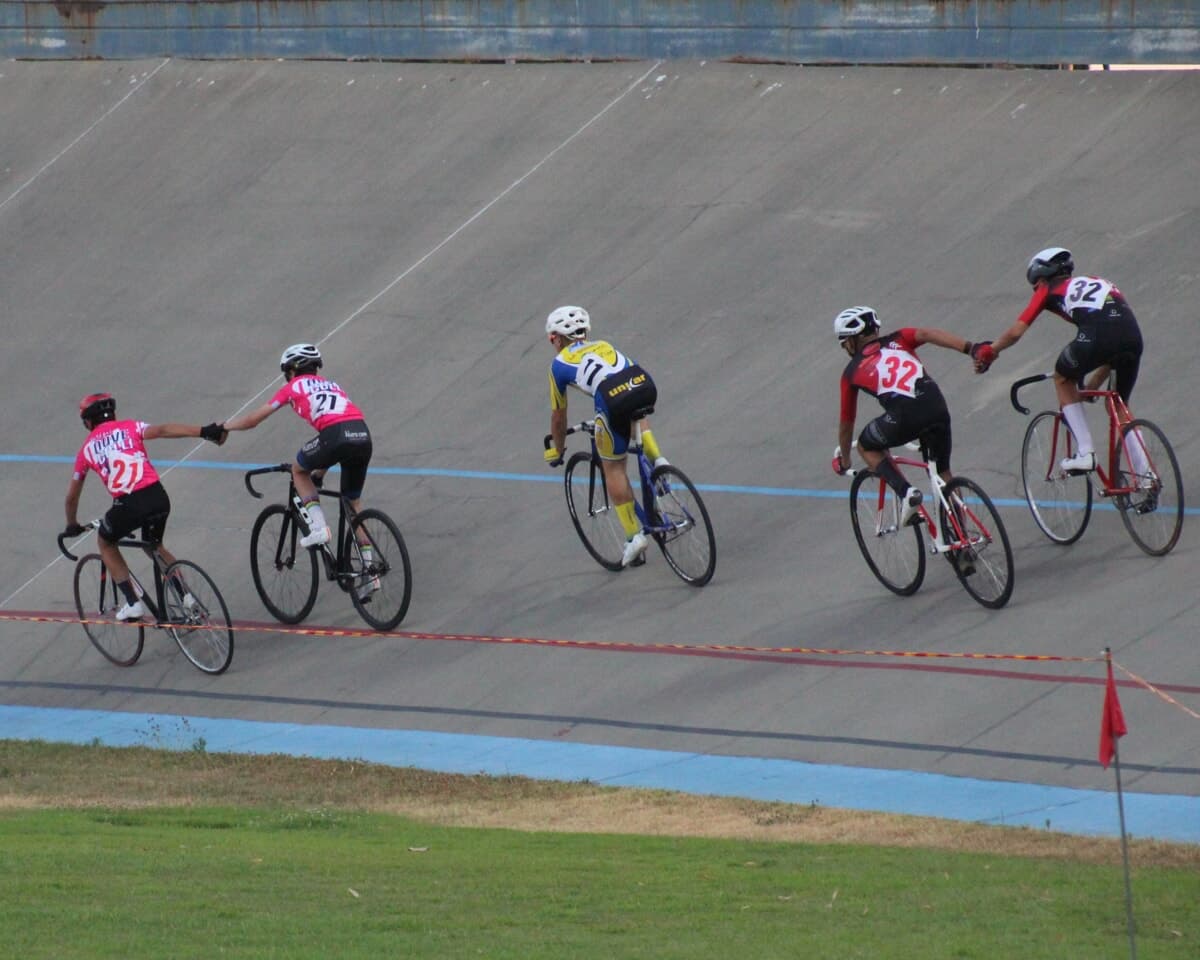 Ciclismo giovanile, è dominio al Velodromo: il "Servadei" consacra i nuovi talenti