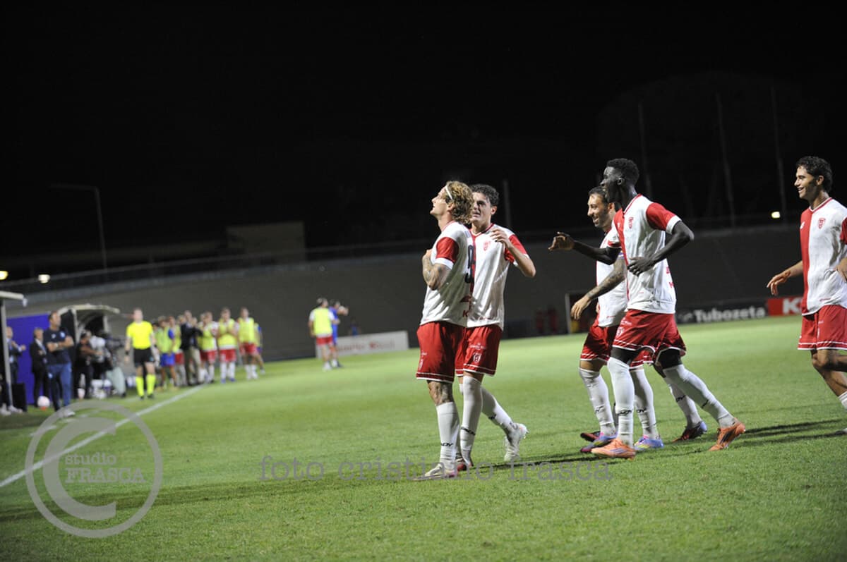 Il Forlì umilia il Pescara: al Morgagni gol e spettacolo per la prima vittoria stagionale