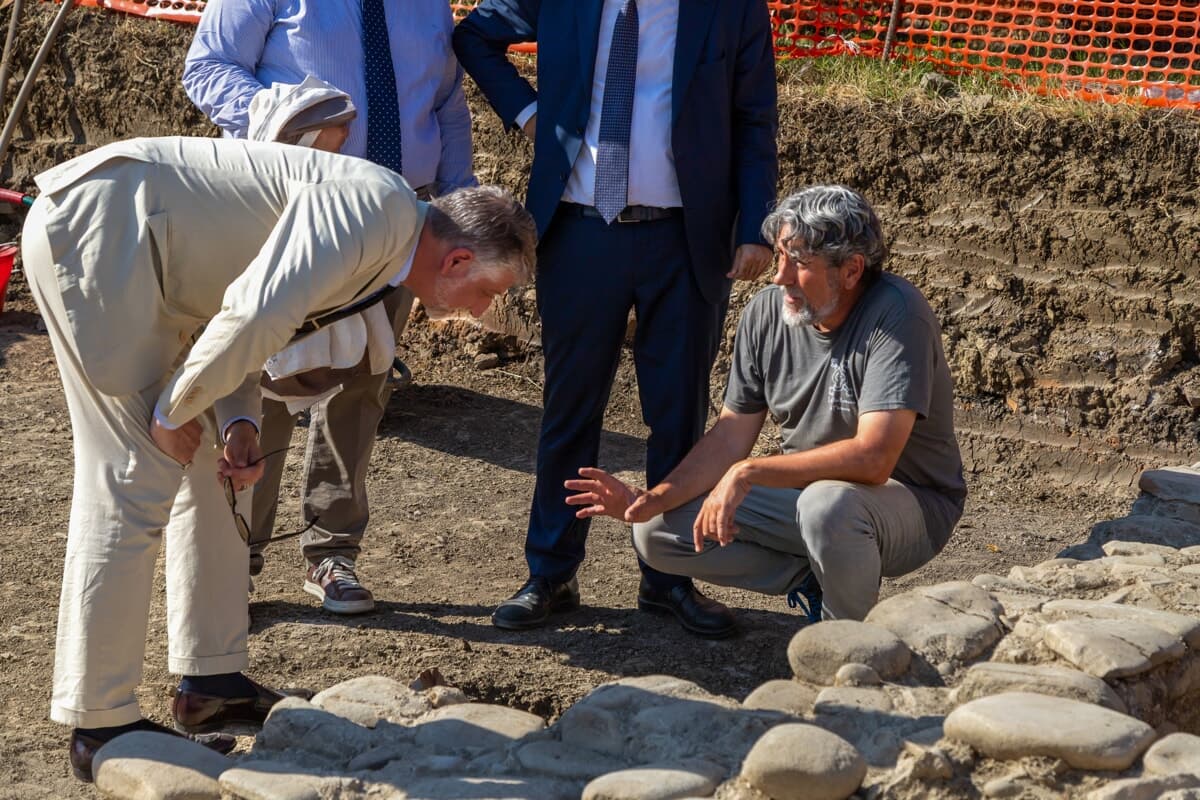 Scontro sulla visita del ministro Giuli, l'affondo dell'assessora Allegni: "Gestita come un tour elettorale di partito"