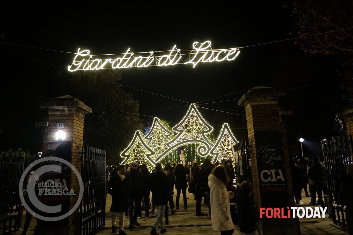 Forlì si prepara al Natale: aggiudicato l’appalto per luminarie e "Giardini di Luce" fino al 2030