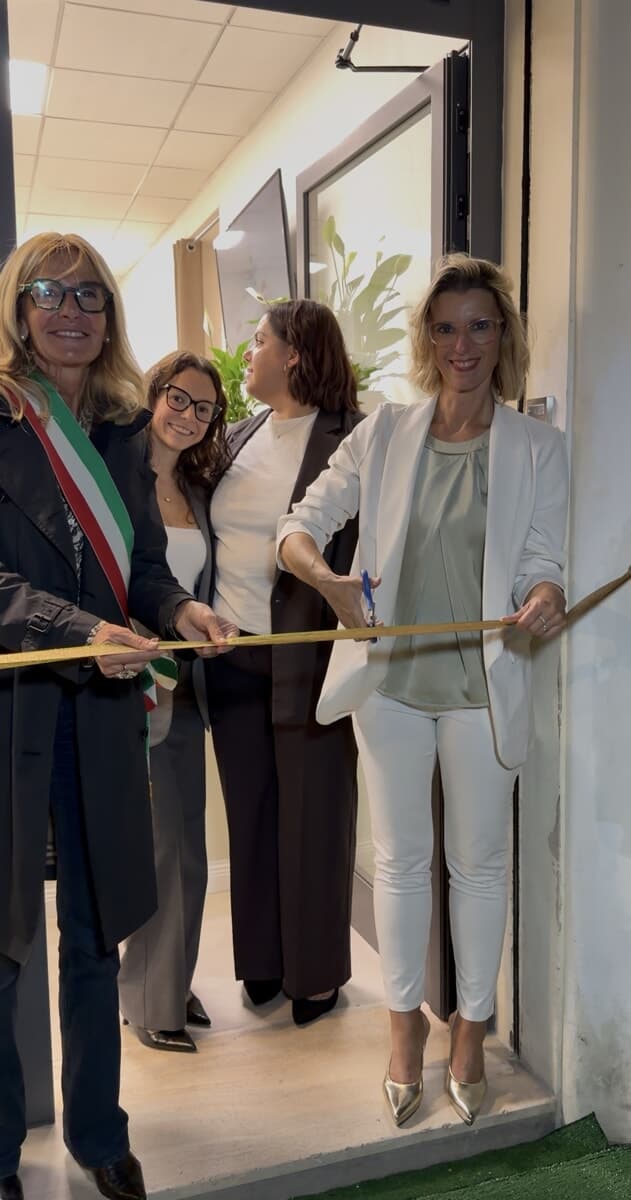 "Non è mai troppo tardi per rinascere": a 44 anni riprende in mano la sua vita, insegue il suo sogno e apre un centro benessere