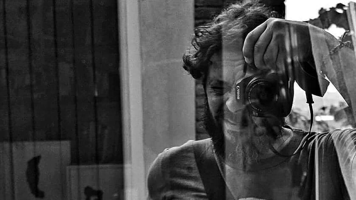 "Il muro giallo" di Dino Morri: aperitivo con l'autore chiude la mostra