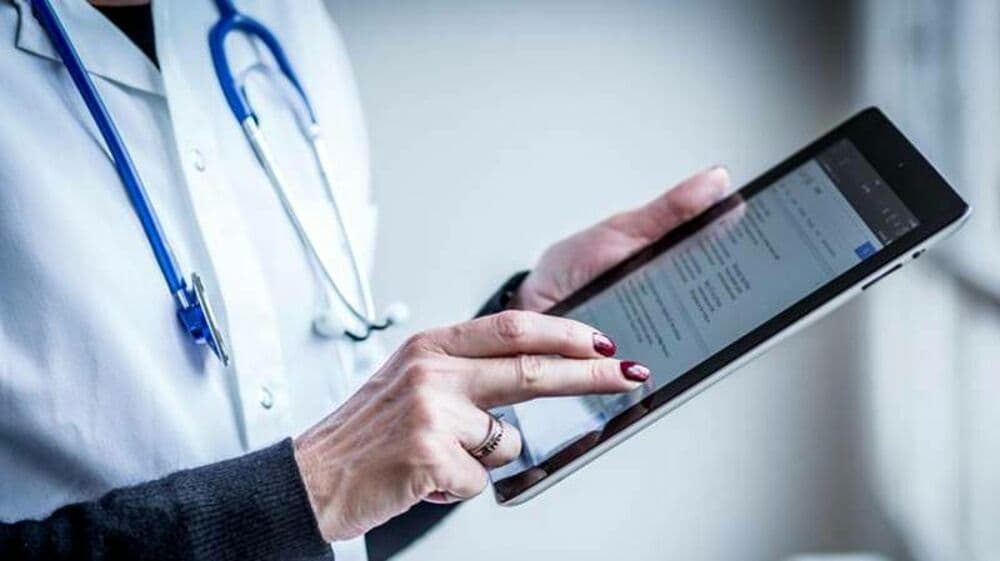 I sanitari incrociano le braccia per un'intera giornata, proclamato uno sciopero generale