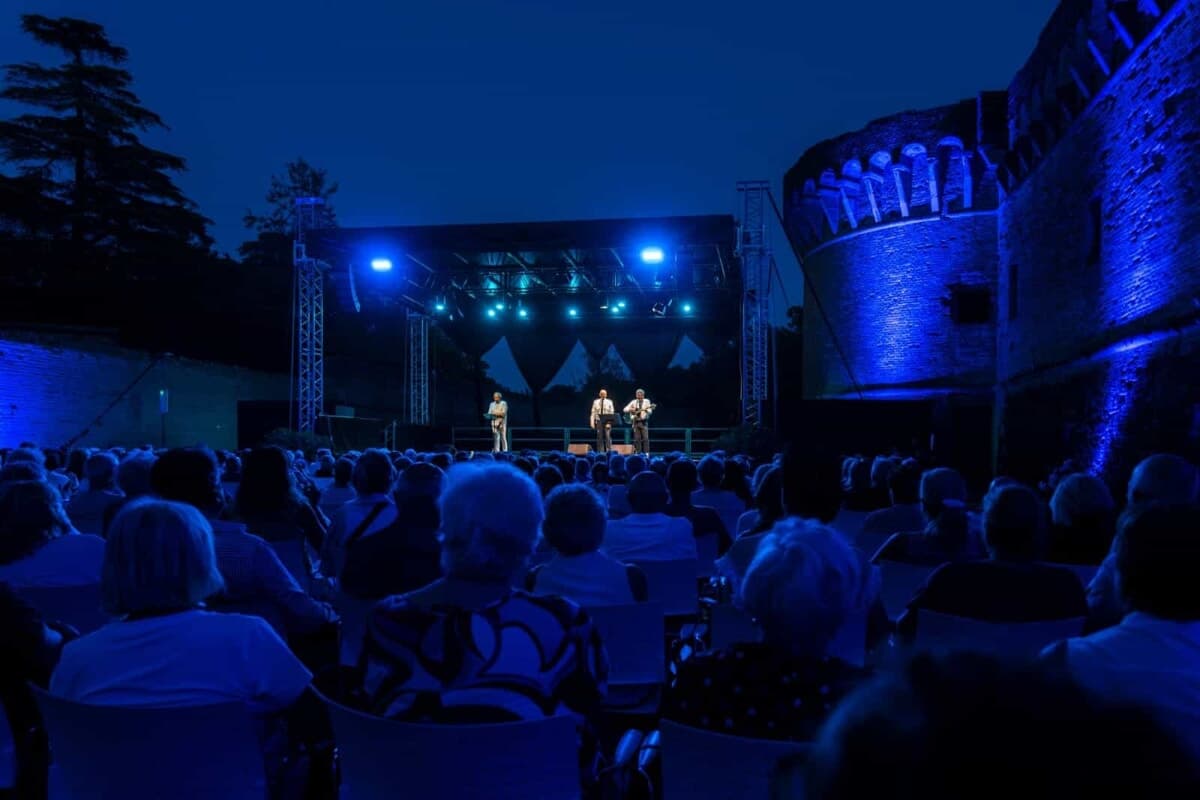 Donne che conquistano il cielo e radici di Romagna: due serate di teatro e musica alla Rocca