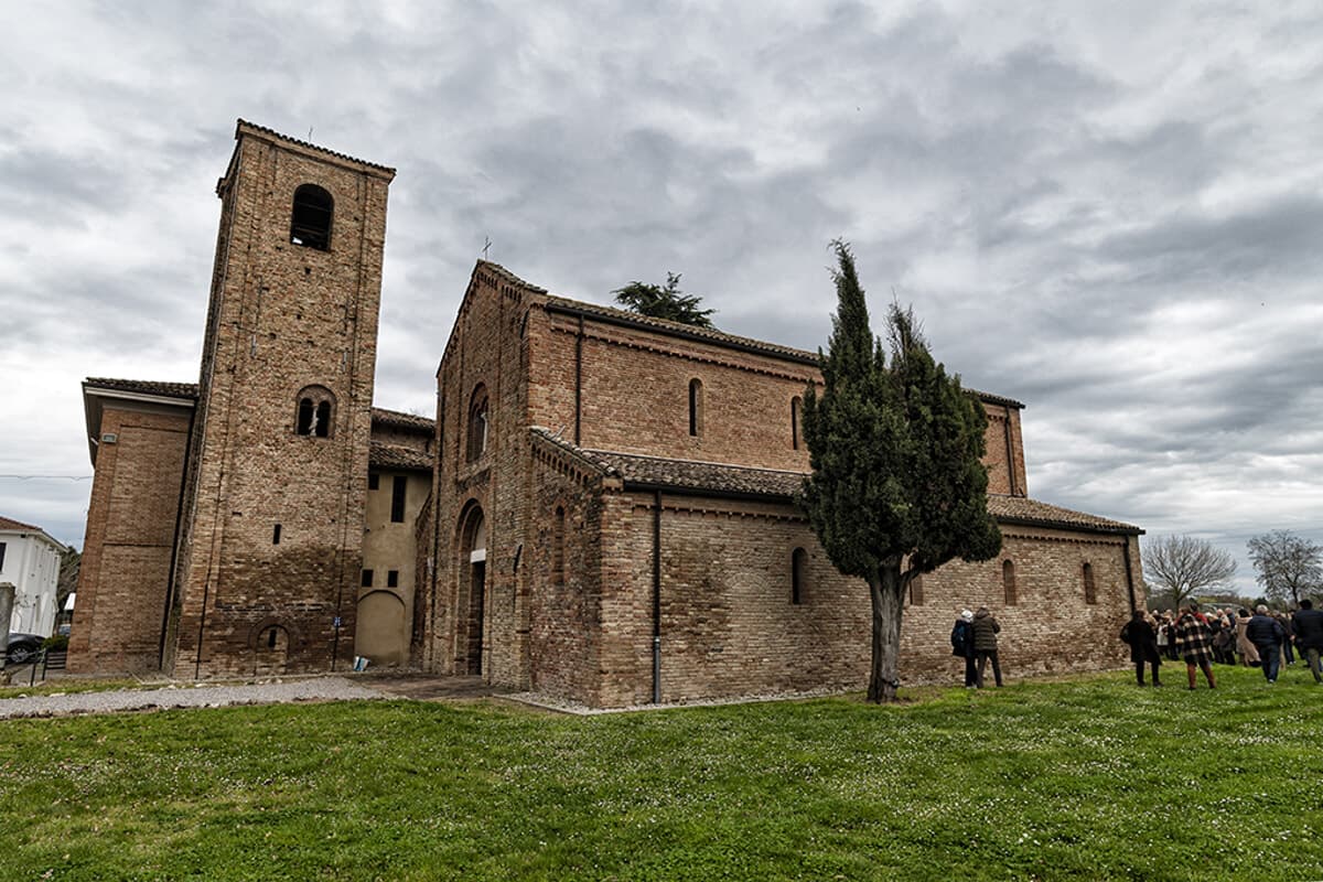Processioni, falò storici, commedie e fuochi d'artificio: fine settimana dedicato alle feste parrocchiali