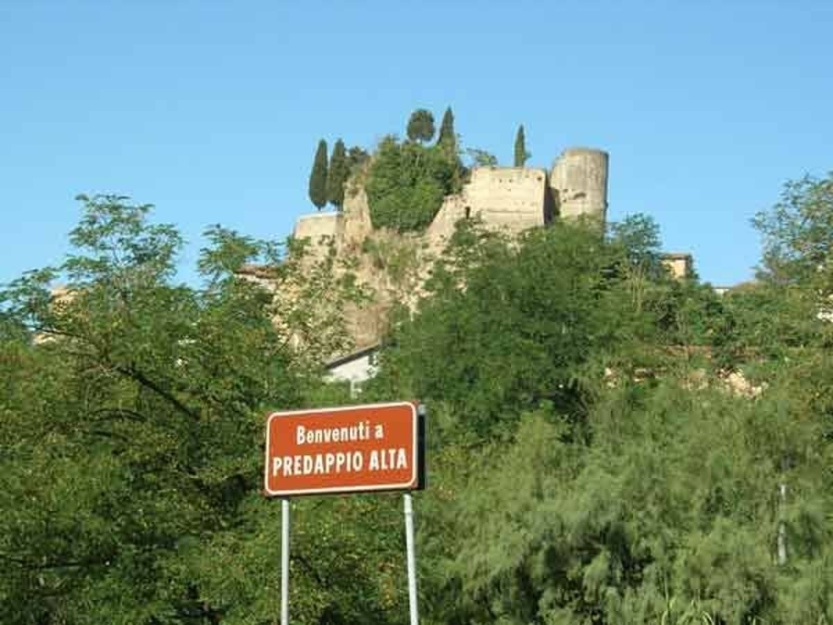 Predappio Alta saluta la stagione estiva: la Rocca apre le porte per l'ultimo appuntamento dell'anno
