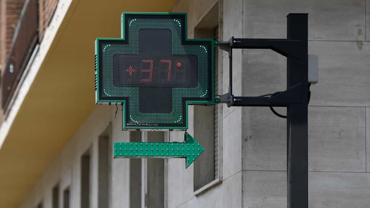 "Bambini in aula con 40 gradi, le famiglie di Forlimpopoli meritano rispetto e risposte concrete"