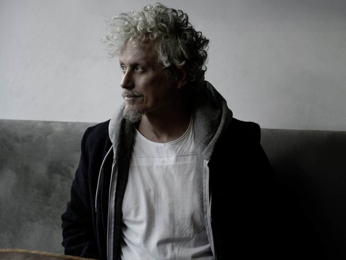 Le emozioni di Niccolò Fabi sotto le stelle: gran finale per Entroterre Festival