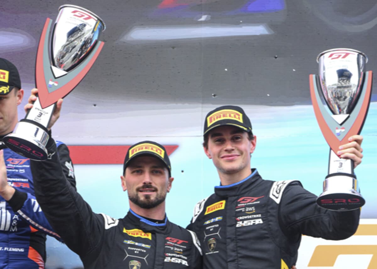 Il Vincenzo Sospiri Racing sul podio della Gold Cup a Zandvoort con Spinelli e Michelotto