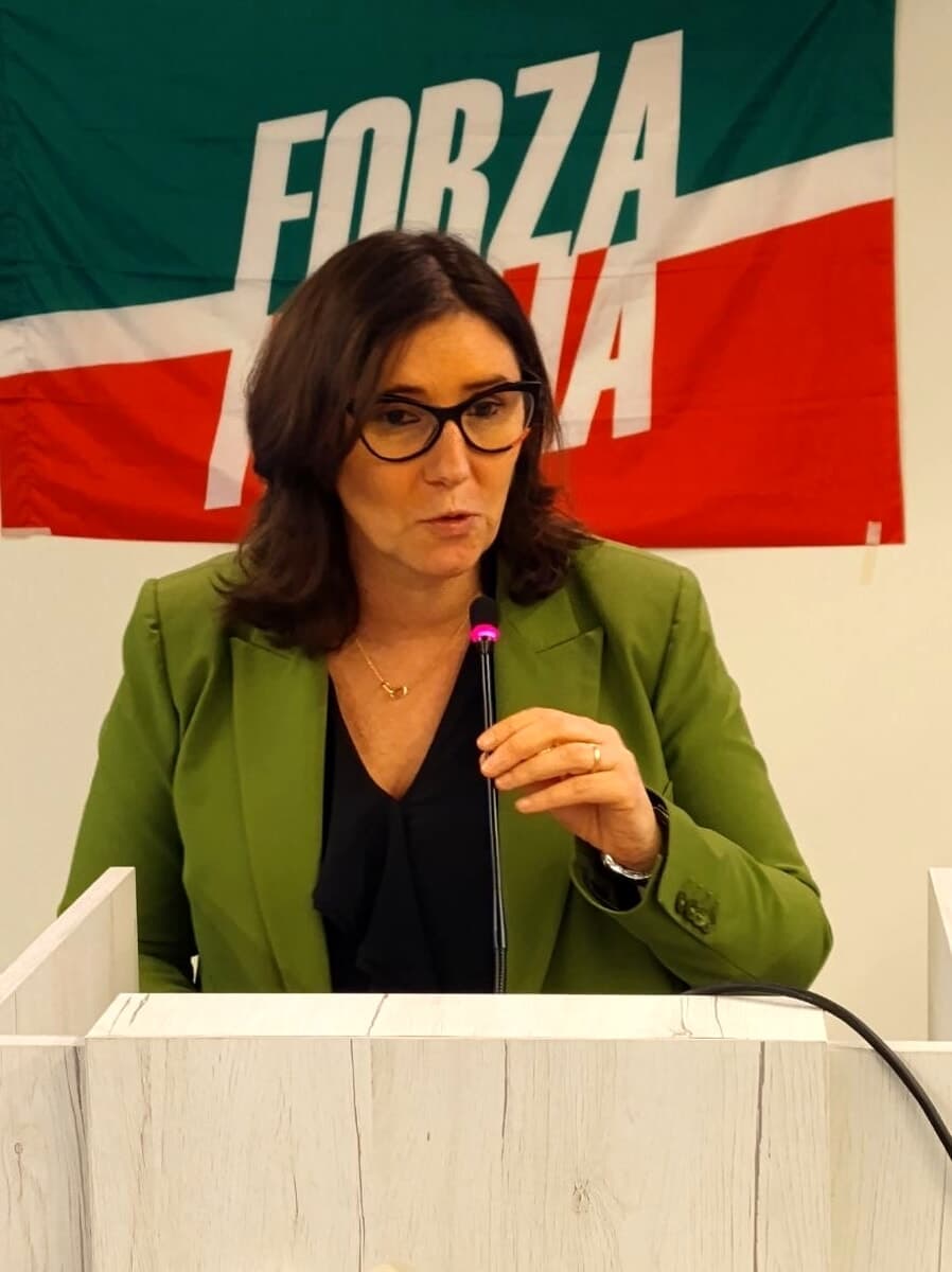 Tassinari (FI): "Più controlli nelle stazioni, tutela degli anziani e spiagge sicure: si rafforza la presenza sul territorio"