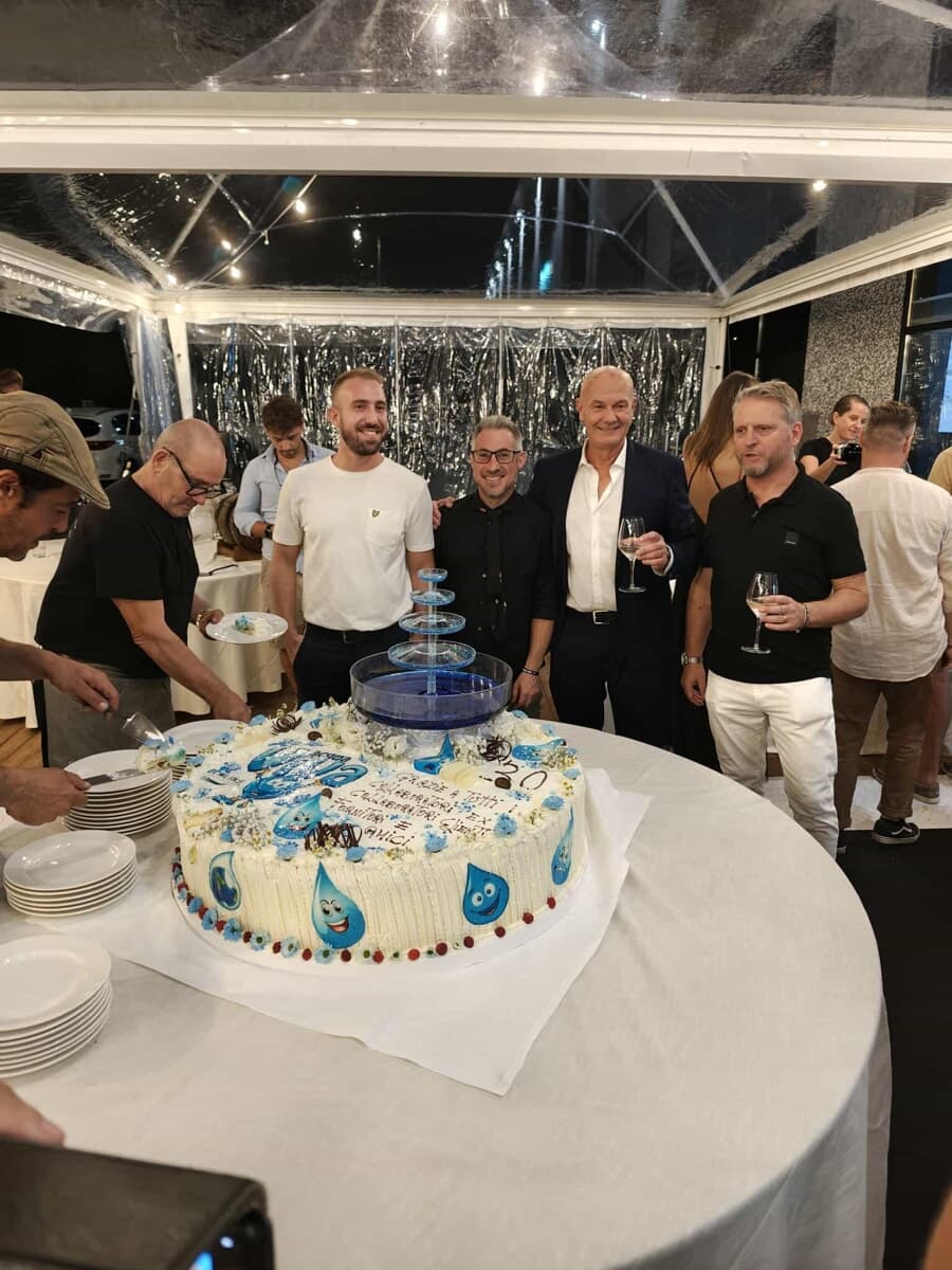Specialisti del trattamento acqua con 9 mila clienti: celebrato il traguardo dei trent'anni