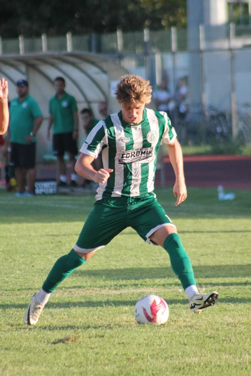 Lampi nella ripresa: la Fratta Terme sblocca lo schema, domina il derby e stende il Futball Cava Ronco