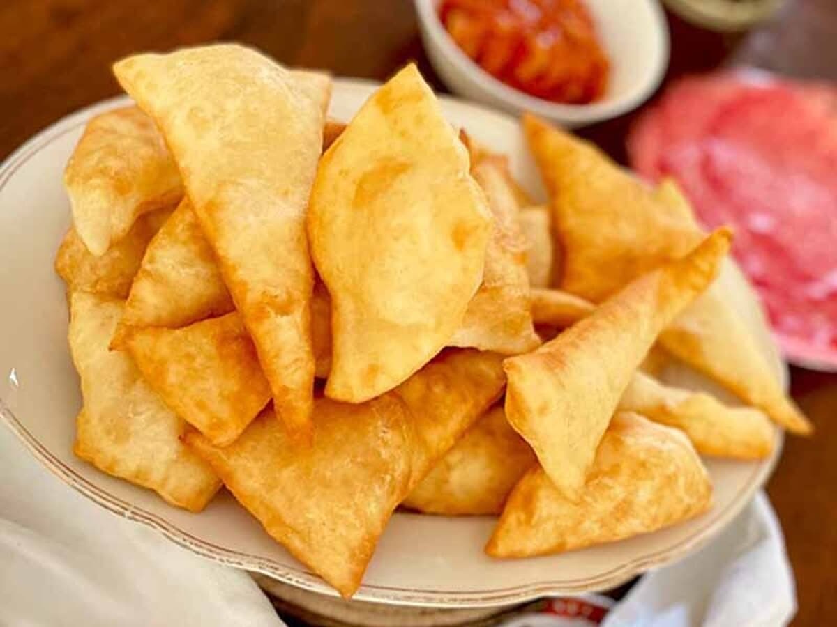 Dai panzerotti ripieni alla piadina: la festa del fritto e la musica dal vivo accendono Bocconi