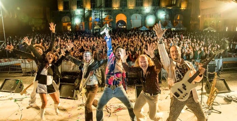 La febbre degli anni Settanta contagia Forlì: alla Rocca di Ravaldino arrivano i Joe Dibrutto