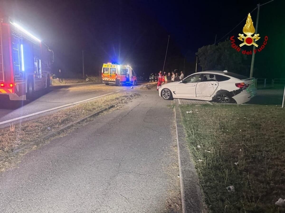 Villanova, rabbia dopo l’incidente: "Sulla via Emilia servono due rotonde prima che ci scappi il morto"