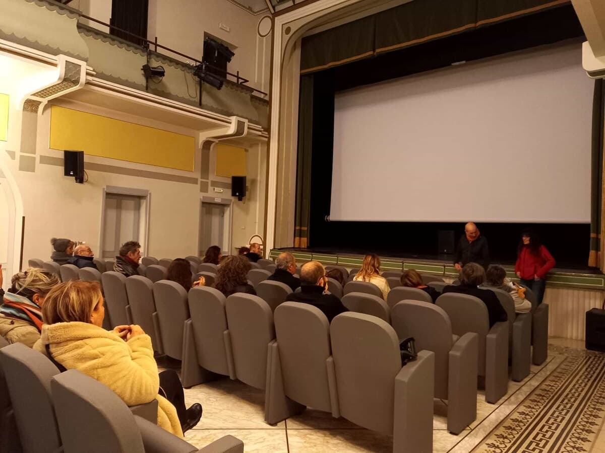 Sistema produttivo culturale e creativo stabile in provincia di Forlì-Cesena, sono 1901 le imprese attive